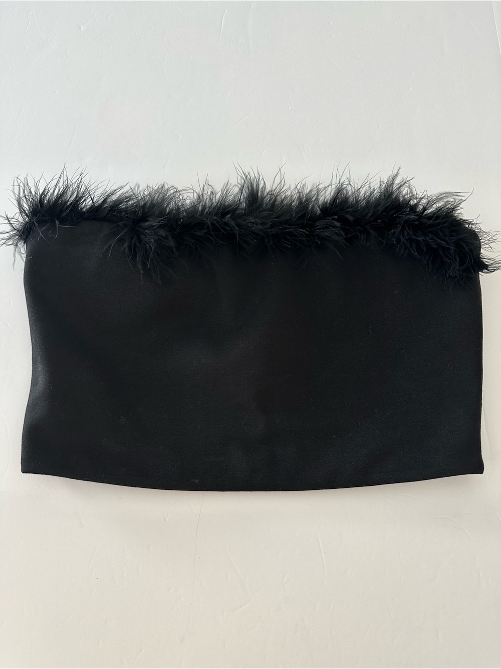 Superdown Revolve Women’s Black Bandeau Crop Top With Feather Trim Size Medium